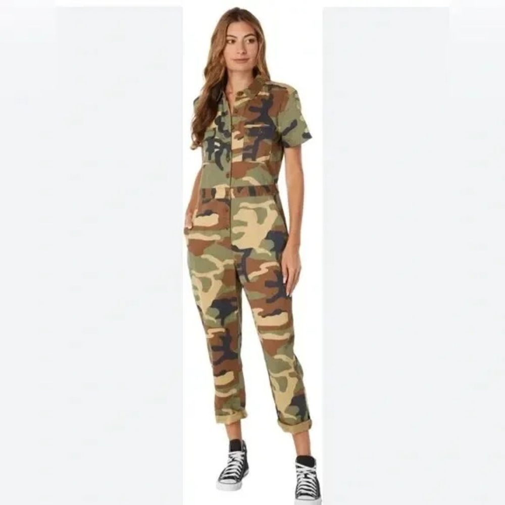 Outerknown Army Camo short sleeve jumpsuit medium